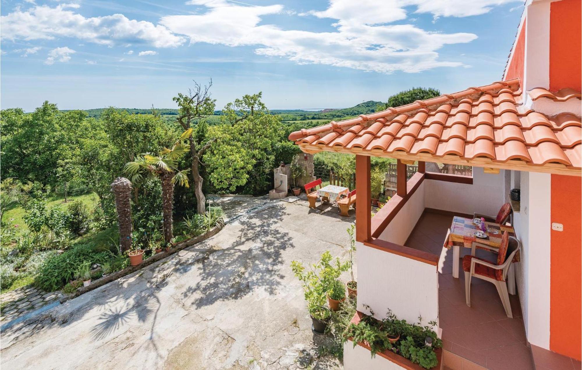 Awesome Home In Porec With House Sea View 外观 照片