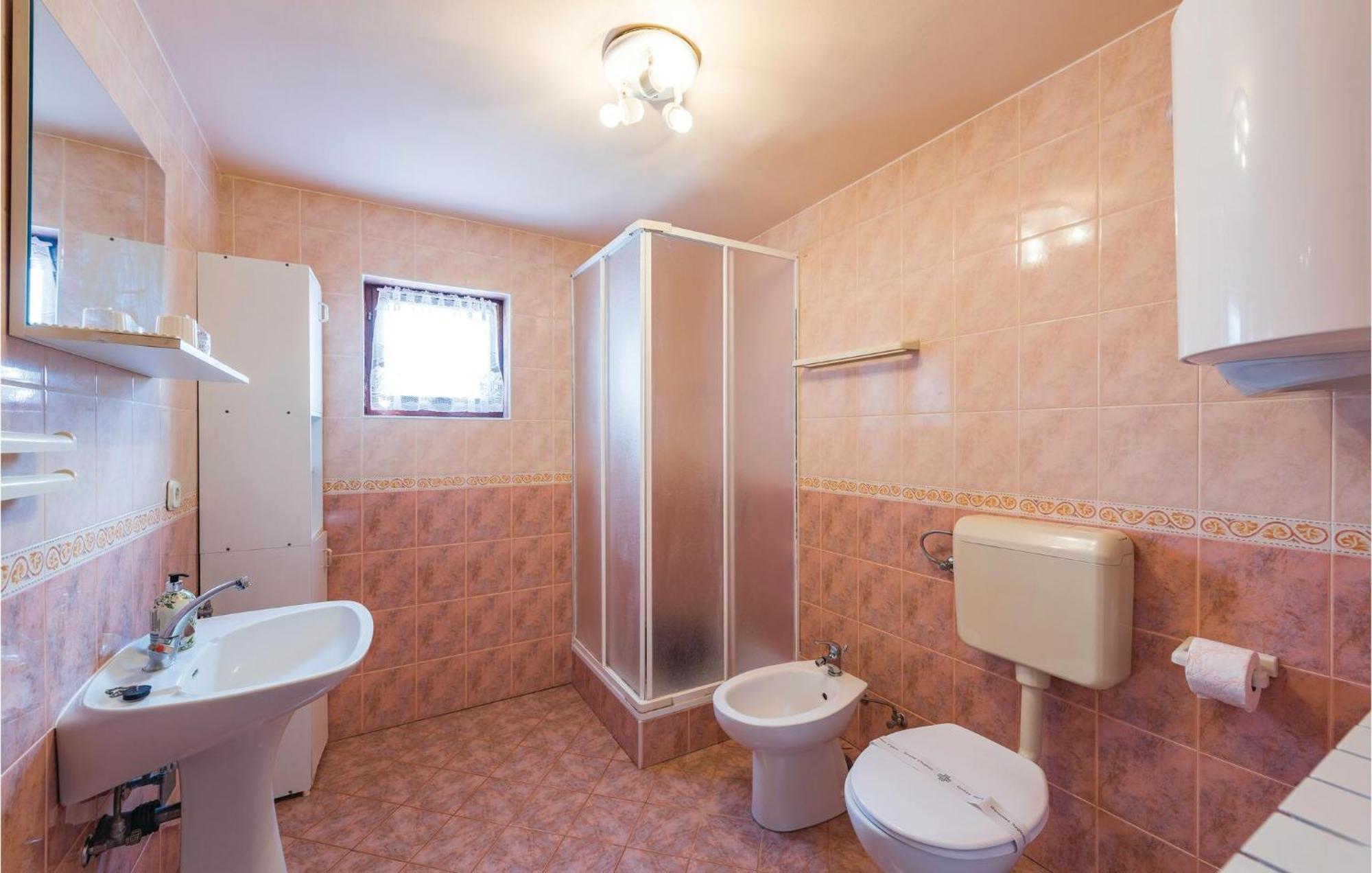 Awesome Home In Porec With House Sea View 外观 照片